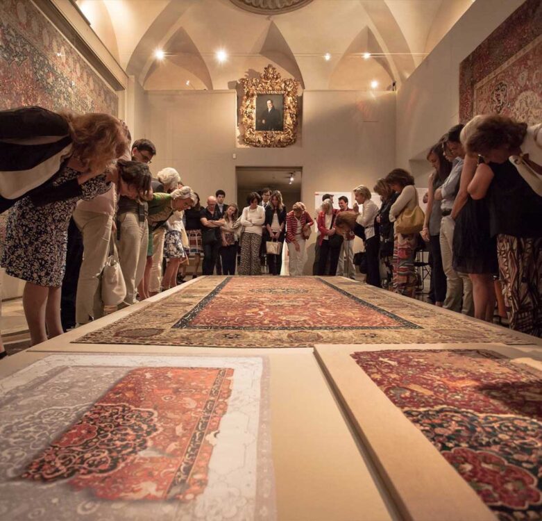 Un gruppo di visitatori al Museo Poldi Pezzoli